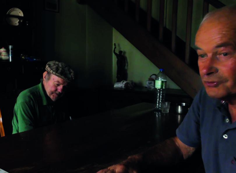 Les voisineurs : visites à domicile en Bretagne