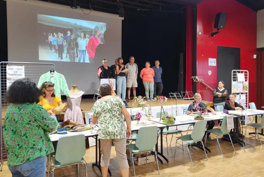 acueil du maire lors du forum des associations 2026