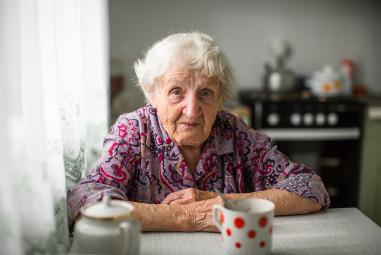 Comment améliorer la place des personnes âgées dans la société ?